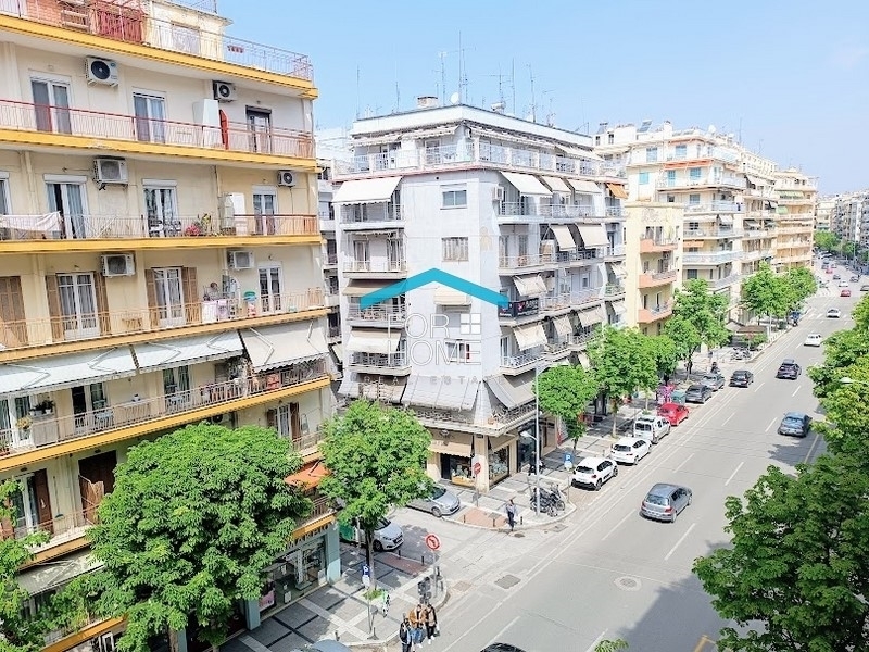 (Προς Πώληση) Κατοικία Διαμέρισμα || Θεσσαλονίκη Κέντρο/Θεσσαλονίκη - 80 τ.μ, 2 Υ/Δ, 195.000€ 